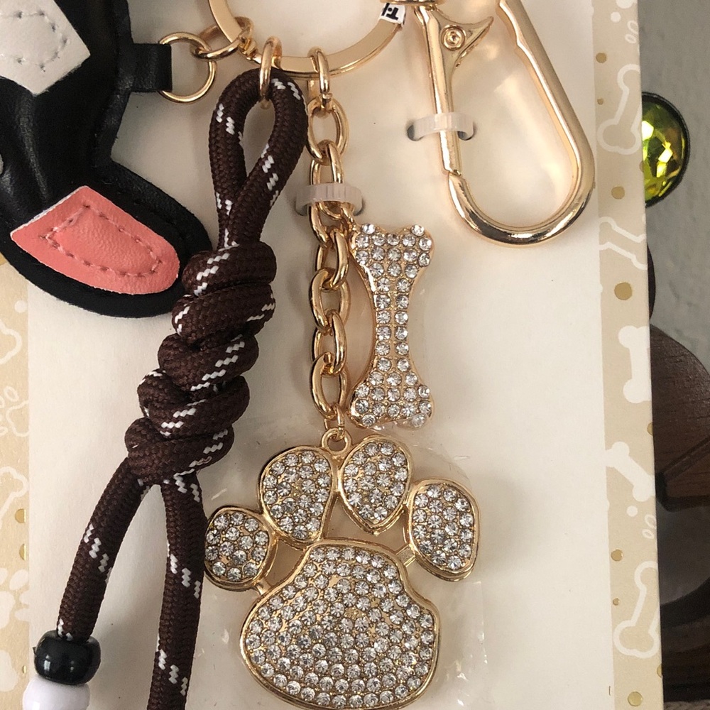NWT Piper K Dog & Sparkly Paw Print & Bone Handbag Charm/Keychain - Picture 4 of 6